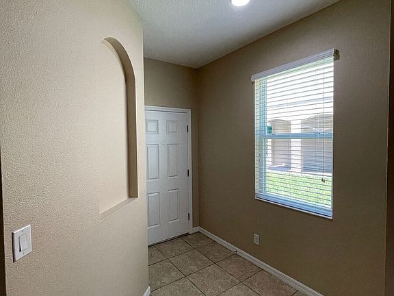 5th image of 1045 Palma Verde Pl