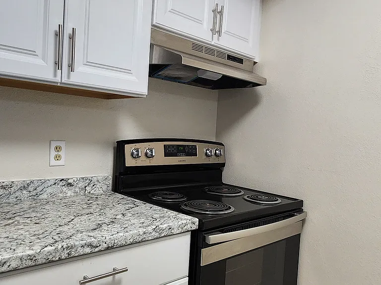 14140 E Temple Dr — Photo 12