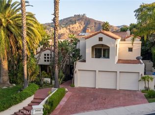 24142 Park Riviera, Calabasas, CA 91302