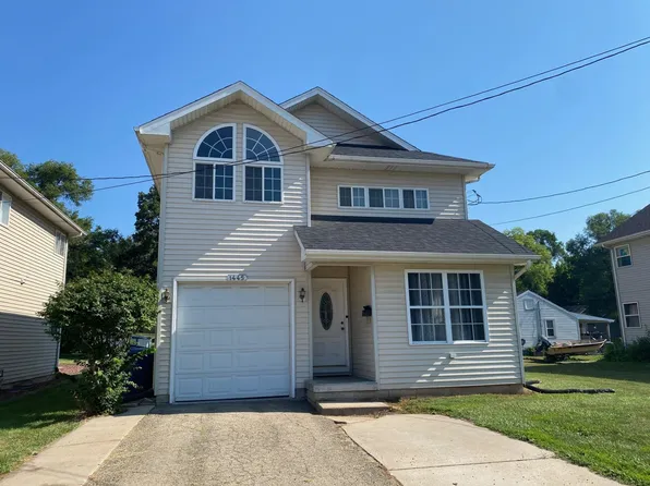 1445 5th St, La Salle, IL 61301