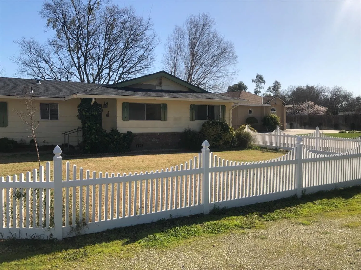 1993 Hooper Rd photo 1