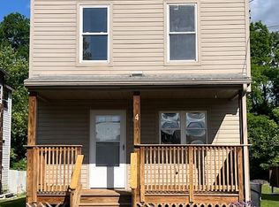 4 Camp Hill Rd, Carnegie, PA 15106