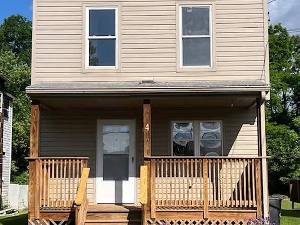 4 Camp Hill Rd, Carnegie, PA 15106