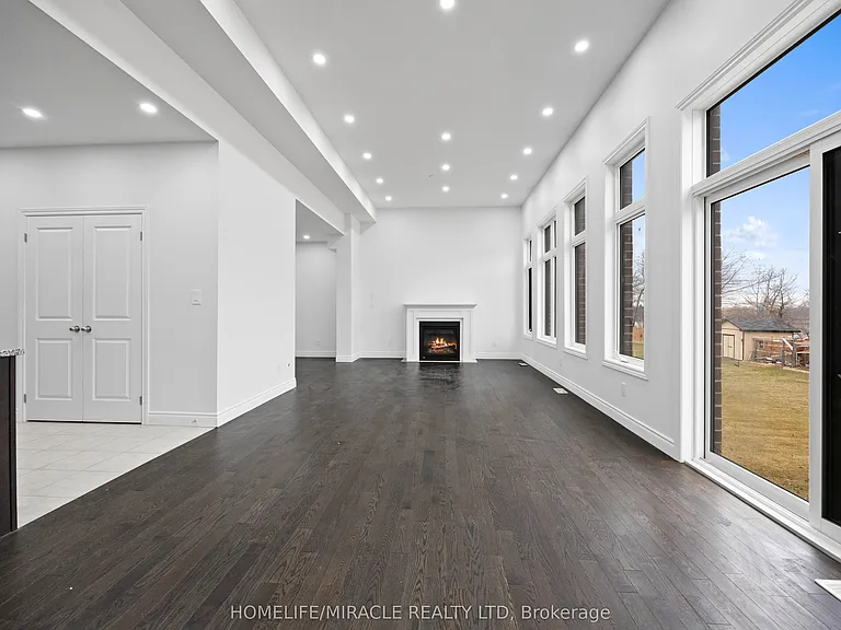 196 Freure Dr — Photo 13