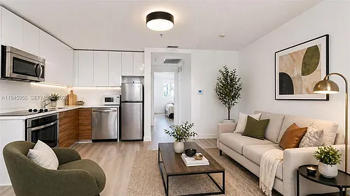 820 15th St #103 Photo 1