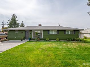 207 F St NE, Ephrata, WA 98823