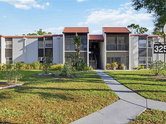 2nd image of 3259 Beneva Rd Unit 101