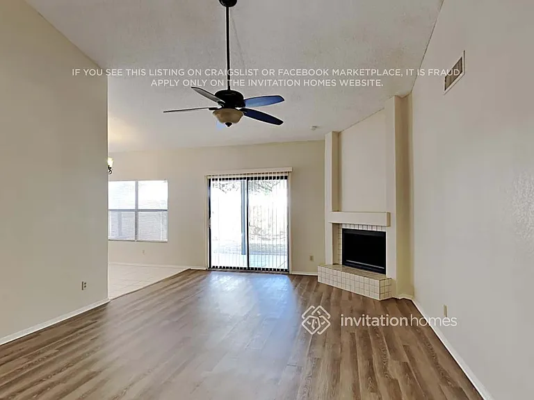 4536 W Behrend Dr — Photo 4