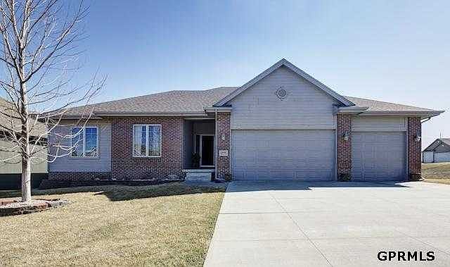 1st image of 15441 Rosewood St