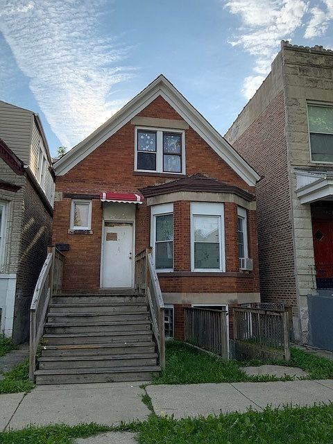 2nd image of 1851 S Lawndale Ave