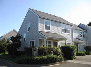 1491 Ginkgo Ct, Bandon, OR 97411