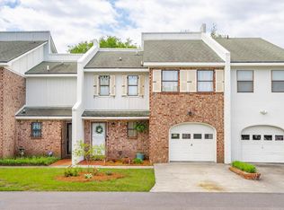 3 Poets Cor, Charleston, SC 29412