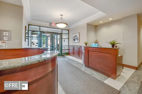 Sold by Fillmore | media 8