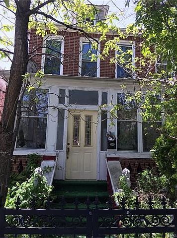1st image of 3221 Fenton Ave