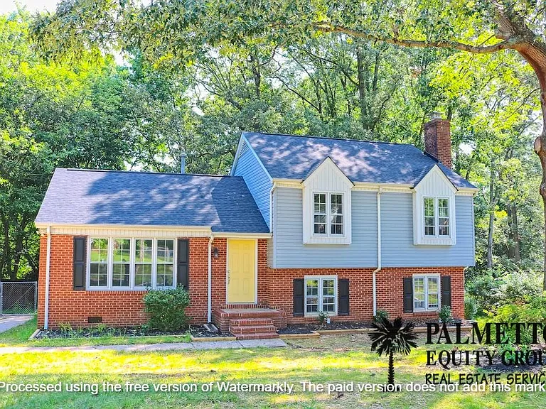 2210 Waynick St — Photo 1