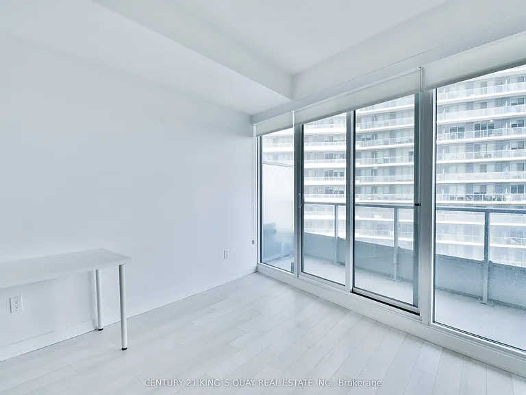 115 McMahon Dr #1206 — Photo 19