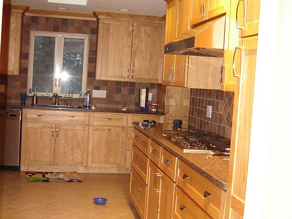 Kitchen 3