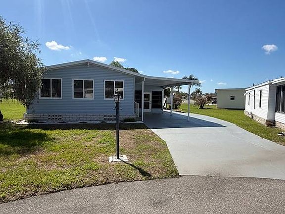 2nd image of 2315 Thoreau Dr