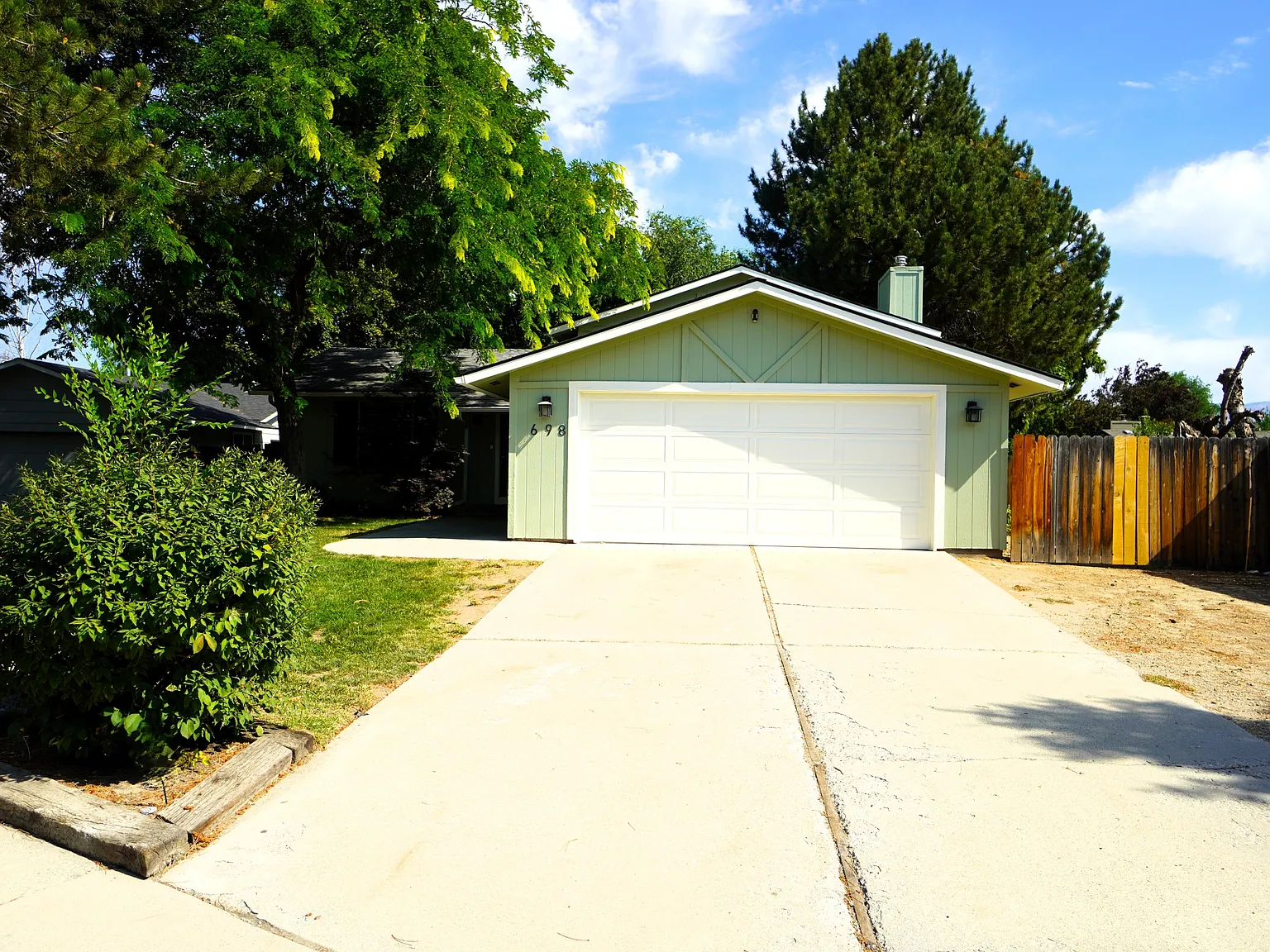 698 Berwick Drive - 1 — Photo 2