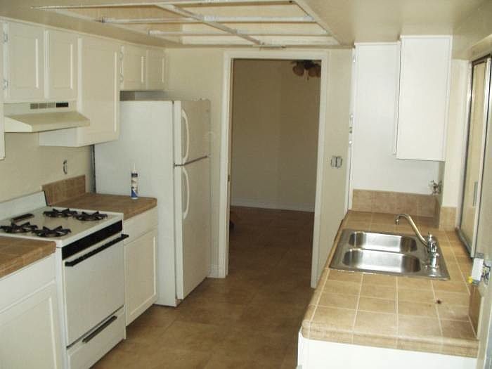 2nd image of 53 Village Green Ct