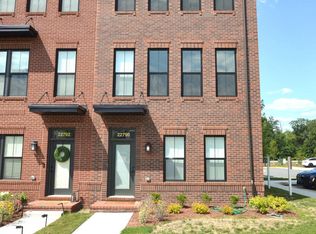 22790 Tawny Pine Sq, Ashburn, VA 20148