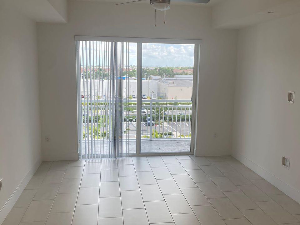 1st image of 10820 NW 29th St #201