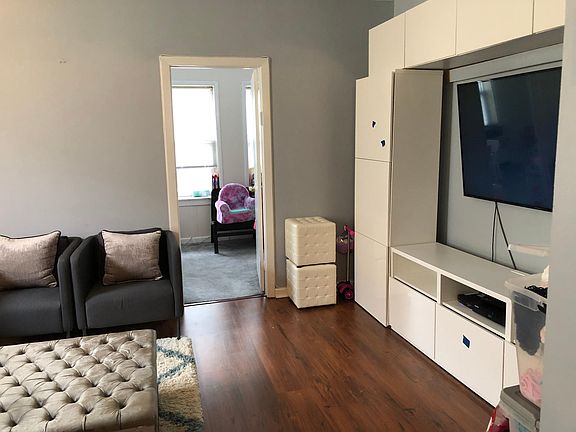 3rd image of 2129 E 26th St #2