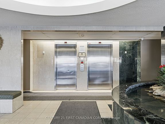3rd image of 744 Wonderland Rd S #306