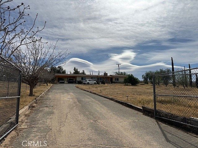 1st image of 11507 Savage Ln