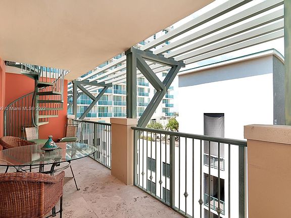 5th image of 2951 S Bayshore Dr Ph 9