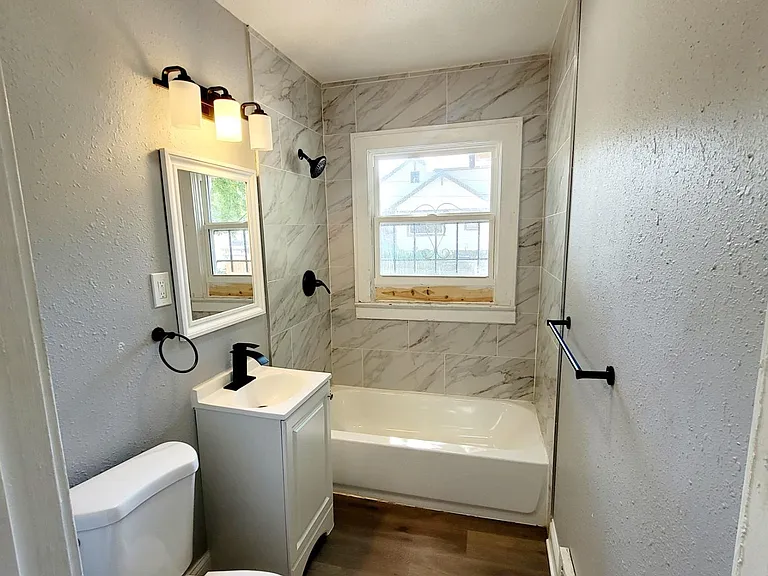 5248 Euclid Ave — Photo 25