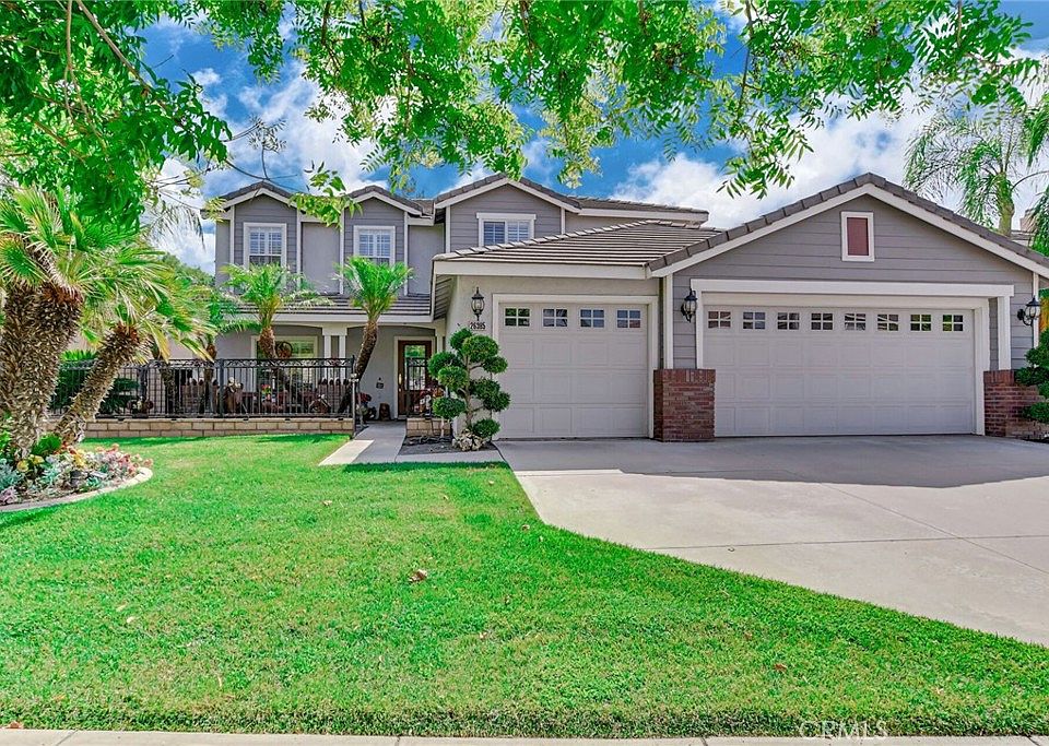 1st image of 26385 Antonio Cir