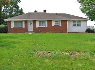 200 Brookwood Rd, Venetia, PA 15367