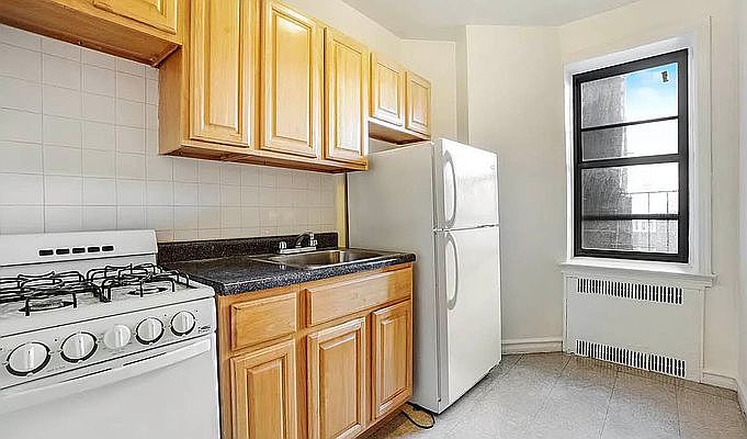 2nd image of 150 Lefferts Ave APT 5B