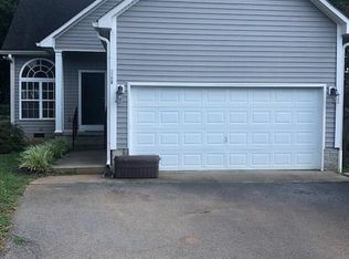 1128 Nutwood St, Bowling Green, KY 42103