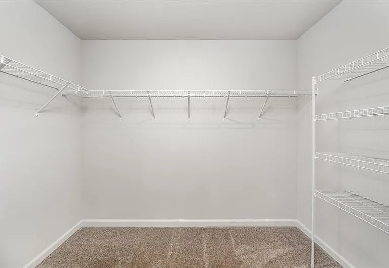 1326 S Ridge Dr E — Photo 21