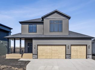 8326 61st St S, Horace, ND