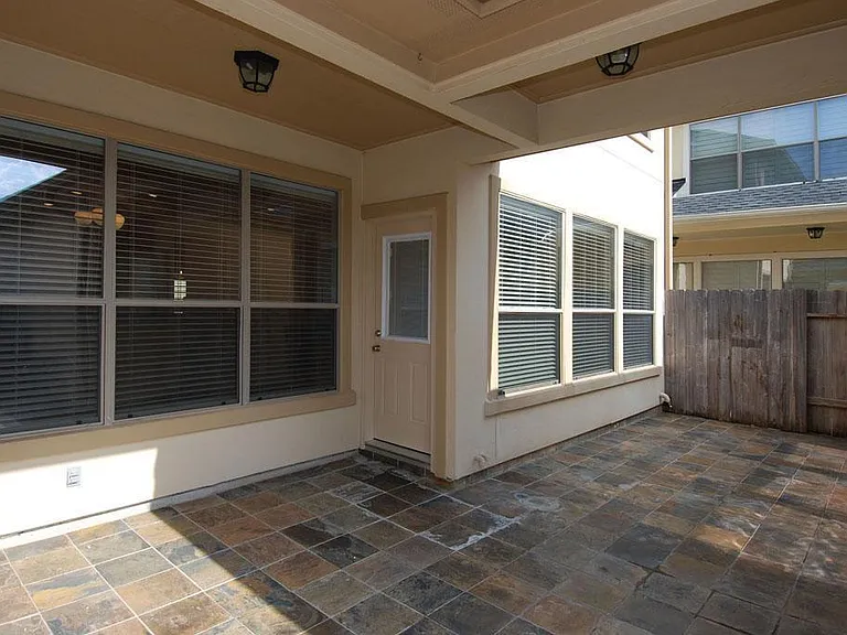 2055 Spring Cedar Ln — Photo 18