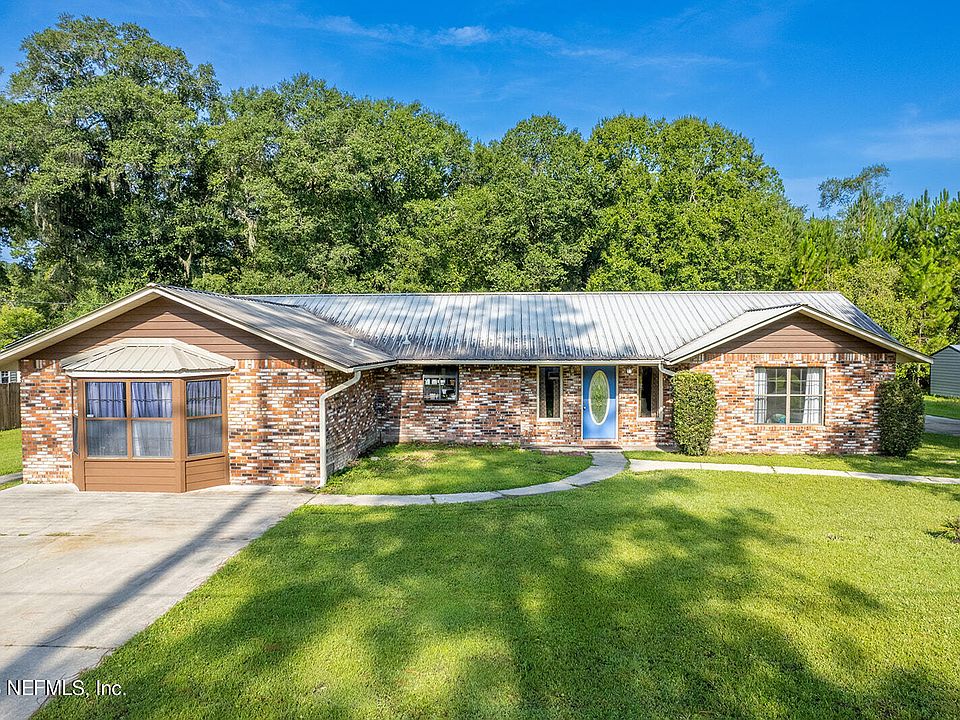 1st image of 213 W MIMOSA Drive