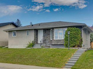 612 W McIntosh Rd NE, Calgary, AB T2E 5Z3