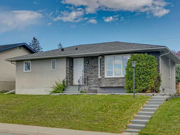612 W McIntosh Rd NE, Calgary, AB T2E 5Z3