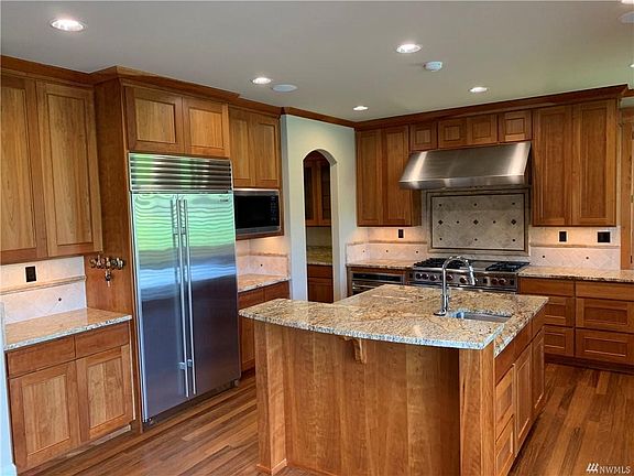 5th image of 15210 SE 82nd Ct