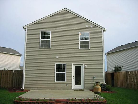 5th image of 16879 Aulton Dr
