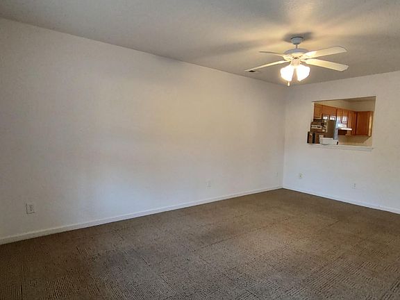 4th image of 60 Rainbow Dr APT 6