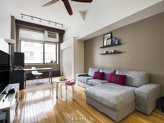 2nd image of 372 5th Ave APT 8D
