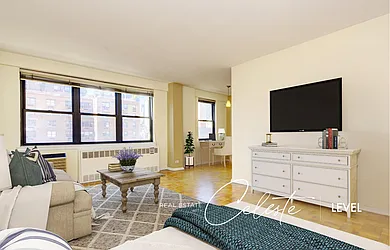 Rented by Level Group