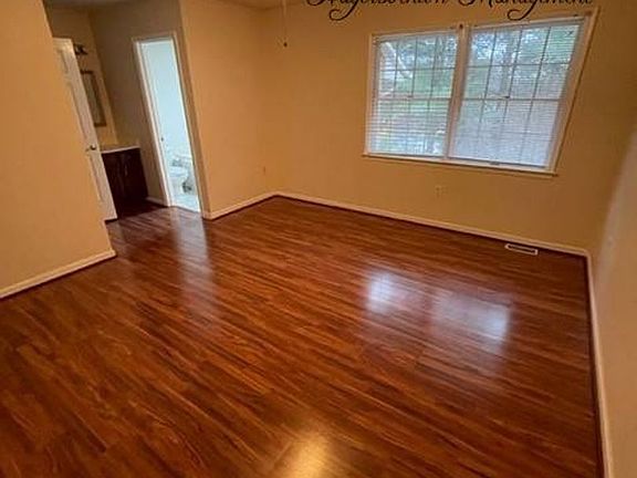 5th image of 1173 Fairchild Ave