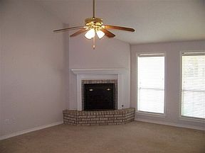 3rd image of 619 County Road 1407