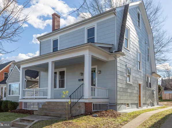 822 Marye St, Fredericksburg, VA 22401