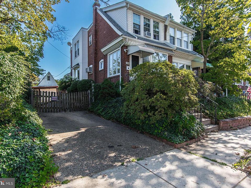 1st image of 2231 Afton St #33